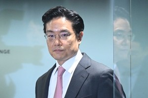 118만→51만원 ‘삼천당제약 반토막’…대표가 나섰지만 투심은 싸늘 [종목Pick]