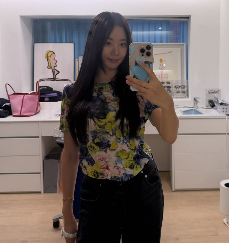 [김사랑 SNS]