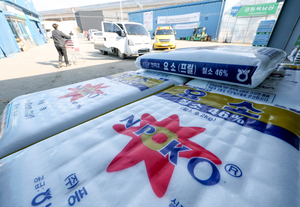 중동발 '비료값 쇼크' 막는다...농식품부, 가축분뇨 퇴·액비 활용 확... - 뉴스 썸네일 이미지