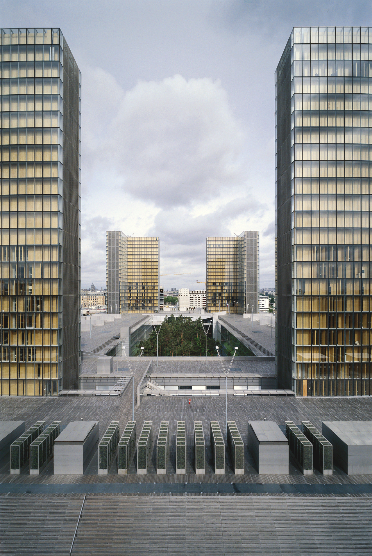 The National Library of France (©Geaoges Fessy_Dominique Perrault Architecte_Adagp)