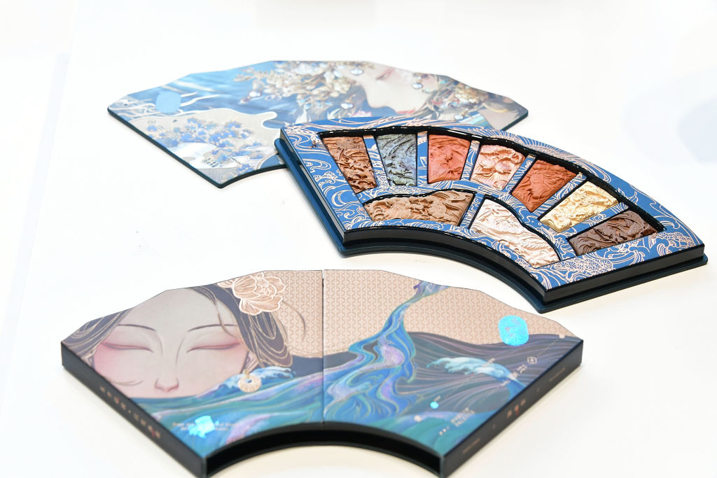 A makeup palette by Florasis on display at a pop-up store in Tokyo, Japan (Getty Images)