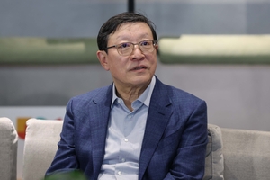 “AI 잘 쓰는 나라로”…민관, 산업 전환 전략 논의