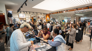 소액주주 '축출' 논란...기로에 선 사모펀드 '포괄적 주식교환' 전략 - 뉴스 썸네일 이미지