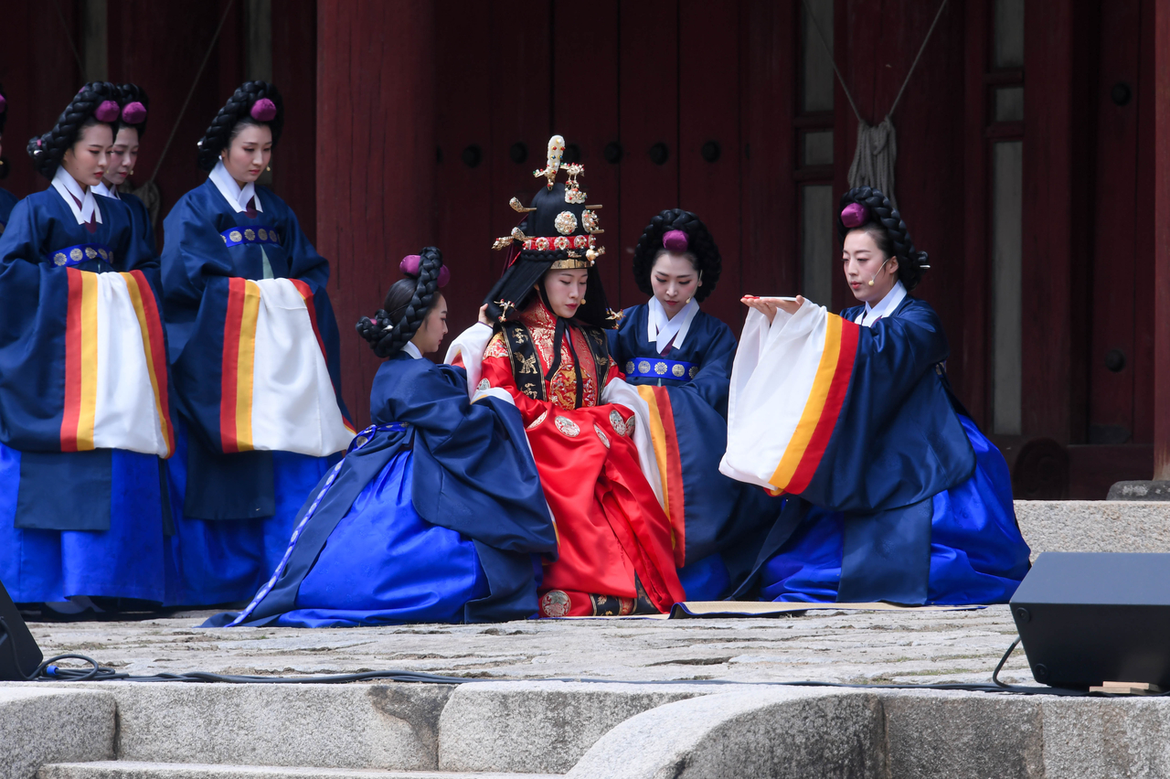 Royal women’s ritual recast as musical at Jongmyo - The Korea Herald