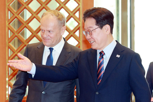Lee, Polish PM hold summit talks with focus on defense industry cooperation