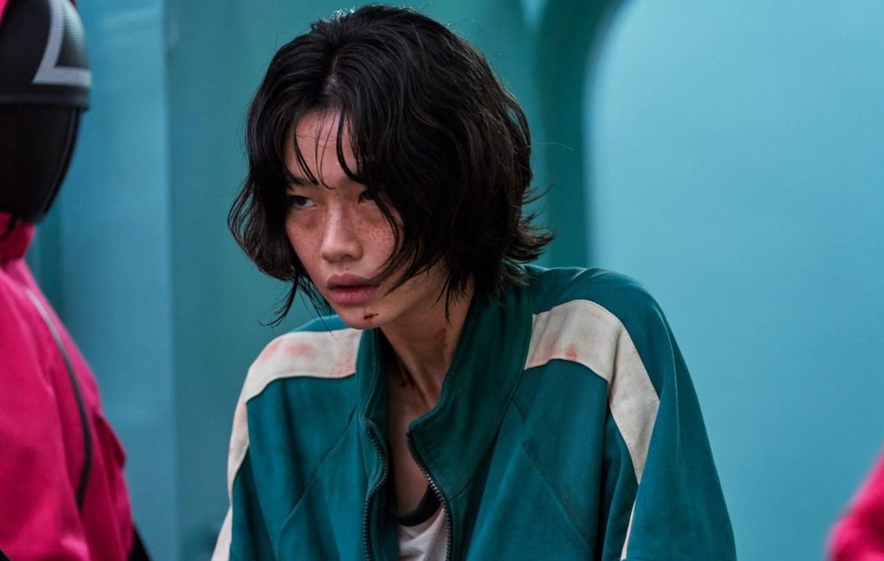 Jung Ho-yeon stars in "Squid Game" (Netflix)
