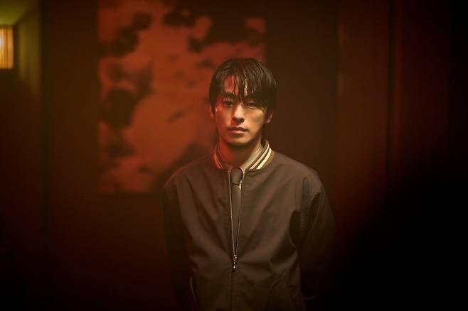 Koo Kyo-hwan stars in "Colony." (Showbox)