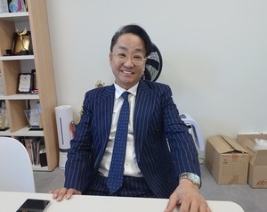 [인터뷰]케이뷰티전문가연합회 황종열 이사장 “K-타투 산업 활성화, K-뷰티 박람회로 K-뷰티 제2 도약에 나서야!”