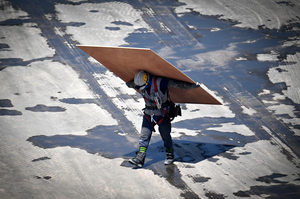 Workplace deaths hit record low in Q1, driven by small businesses