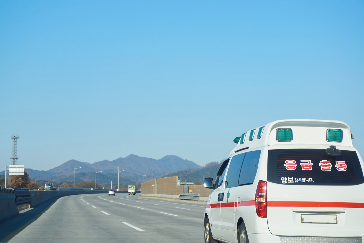 Emergency vehicle in South Korea. (Getty Images Bank)