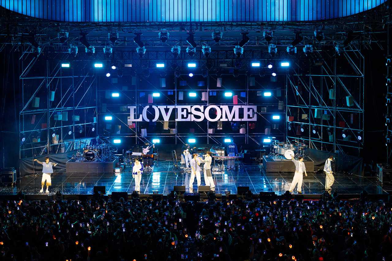 Riize performs at the Lovesome Festival at Yonsei University’s open-air theater in Seoul on Sunday. (Lovesome)