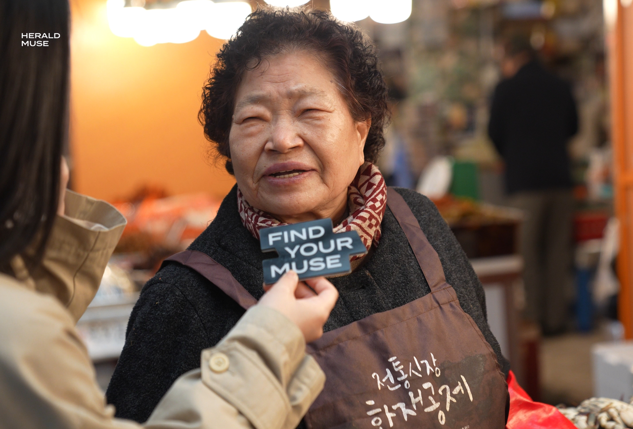 (광장시장 상인/HeraldMuse)