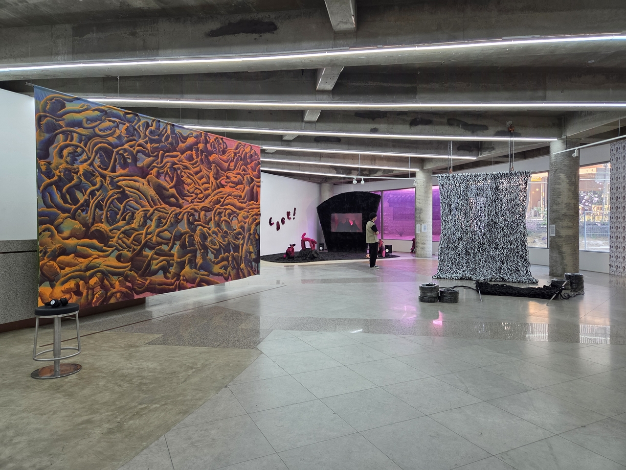 Installation view of "Spectrosynthesis" at Art Sonje Center in Seoul (Park Yuna/The Korea Herald)