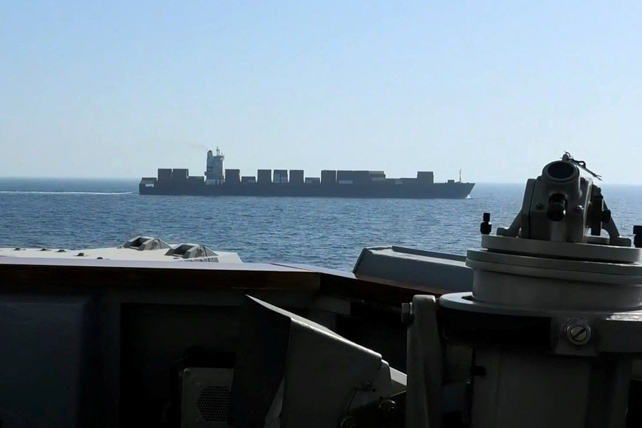 A view of Iranian-flagged cargo ship M/V Touska is seen as the US Navy Arleigh Burke-class Aegis guided missile destroyer USS Spruance conducts its interception in a location given as the north Arabian Sea, Sunday. (Reuters-Yonhap)