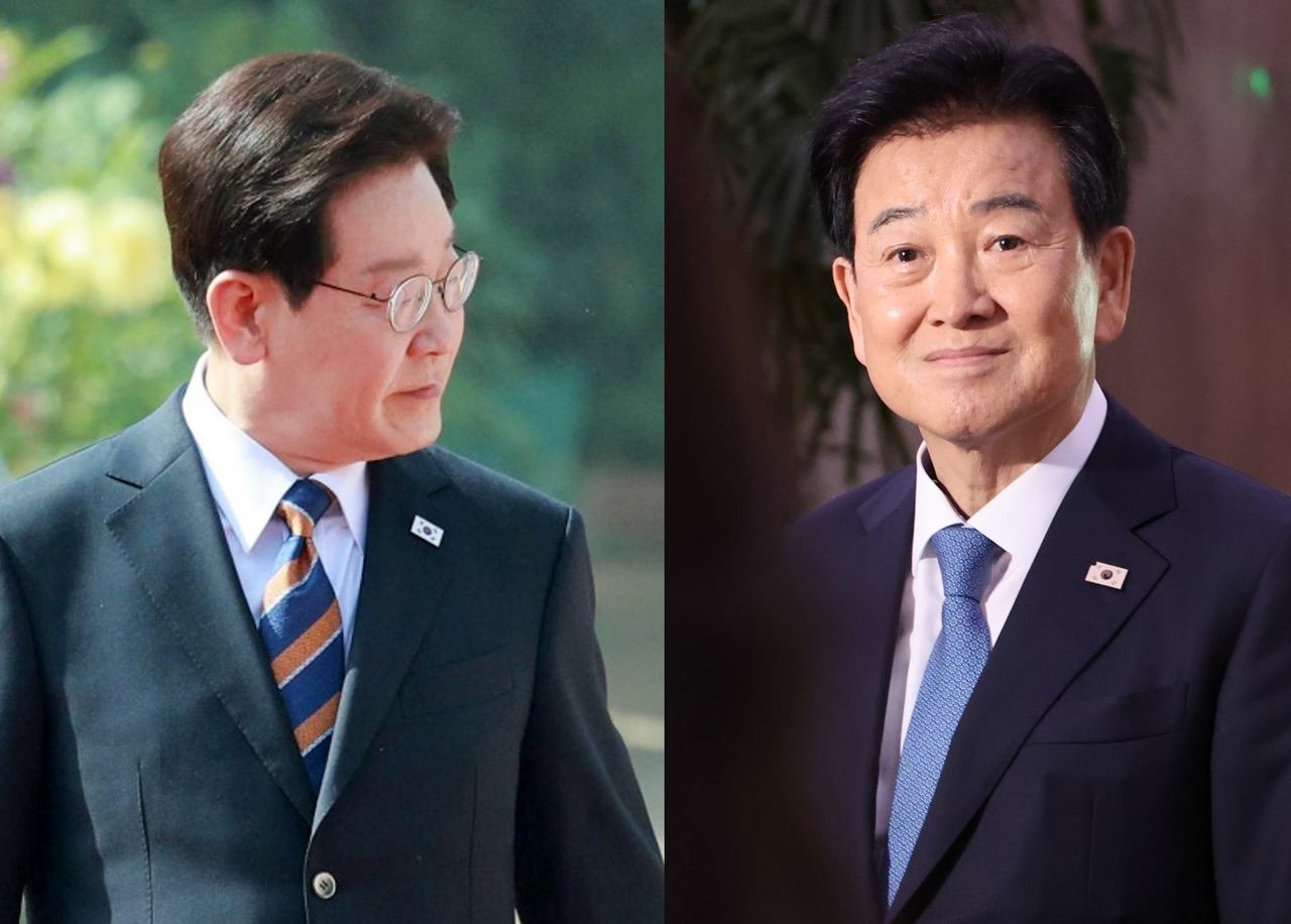 President Lee Jae Myung (left) and Unification Minister Chung Dong-young (Yonhap)