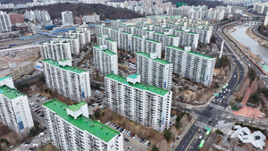 [단독] ‘싼 집부터 판다’ 현실로…다주택자 매물 거래, 노원구가 강남구 2배 [부동산360]