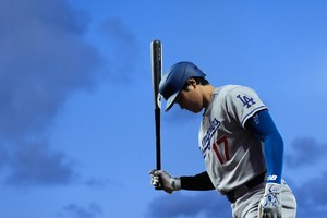 Ohtani sets Asian on-base streak record, surpassing Choo