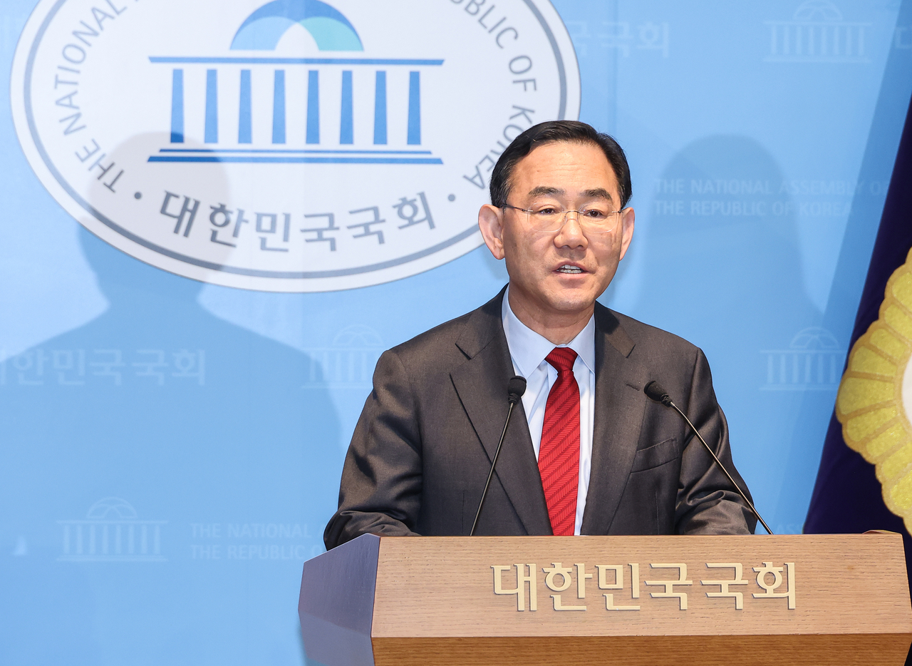 Rep. Joo Ho-young, a six-term lawmaker of the main opposition People Power Party, speaks at a press conference at the National Assembly in Seoul on April 8. (Yonhap)