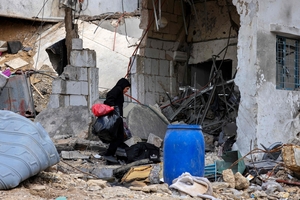 Strike in Lebanon: Hezbollah Fires Rockets at Israel Violating Ceasefire