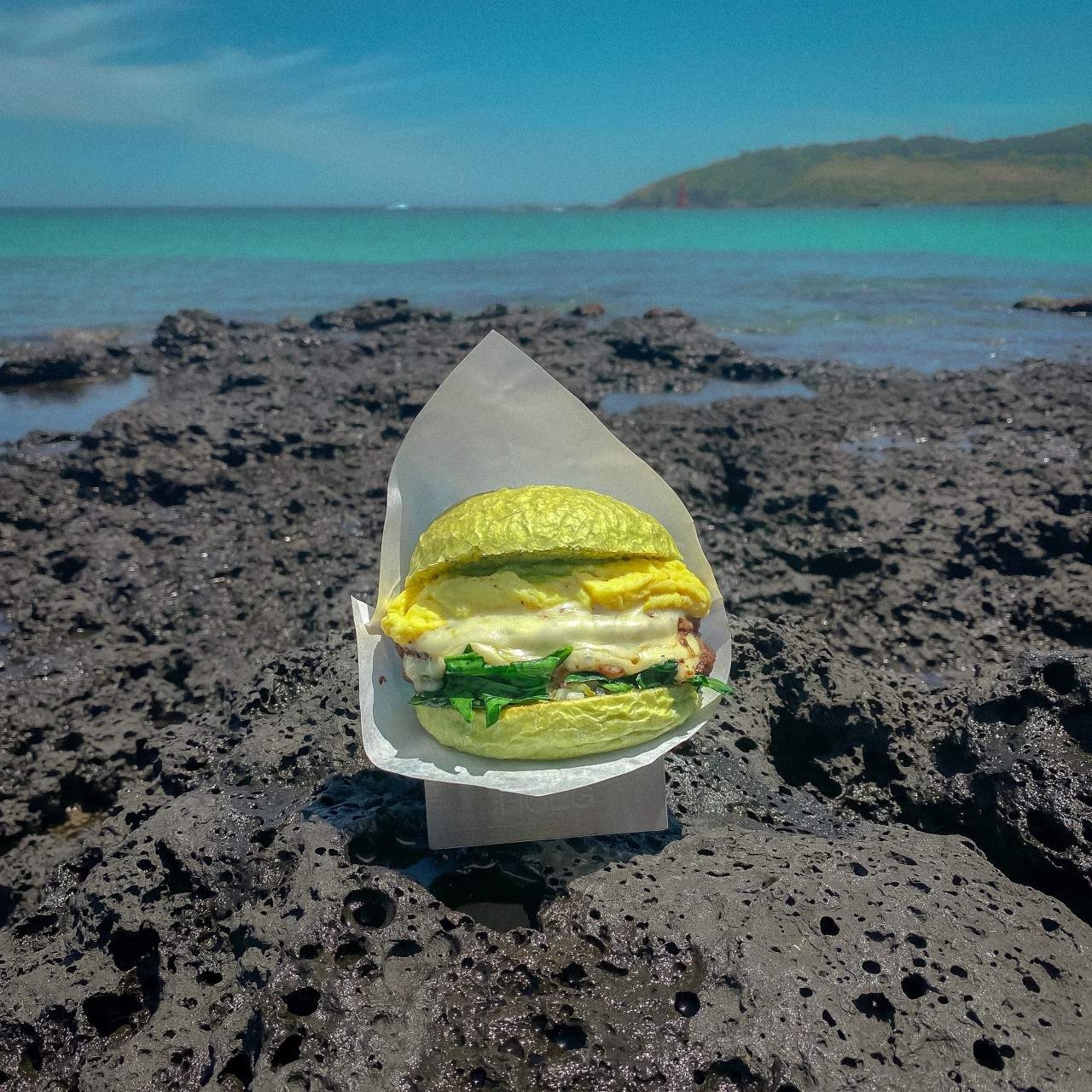Mooger Burger's spinach burger (Mooger Burger)
