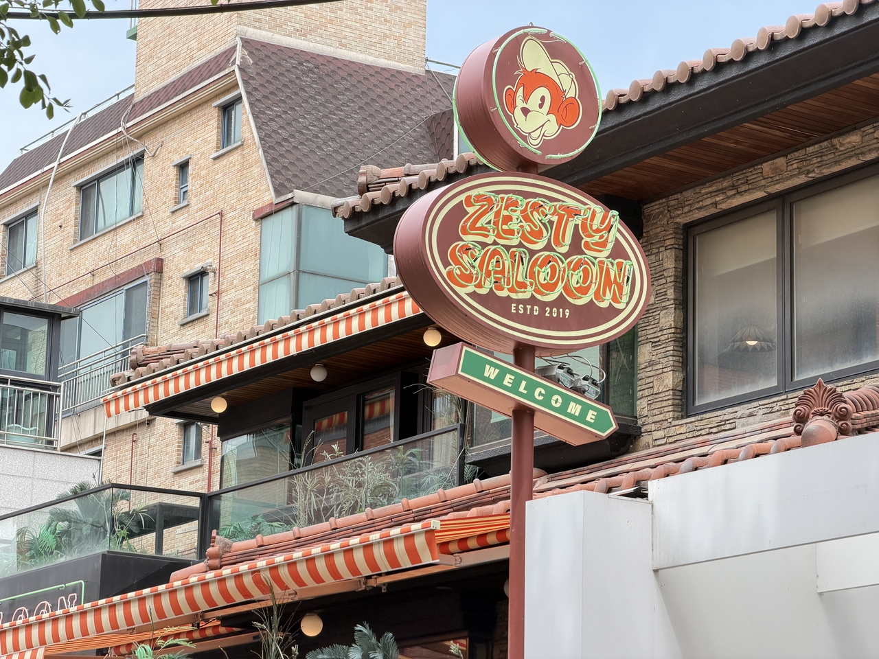 Zesty Saloon in Seongsu-dong, Seoul (Hong Yoo/The Korea Herald)