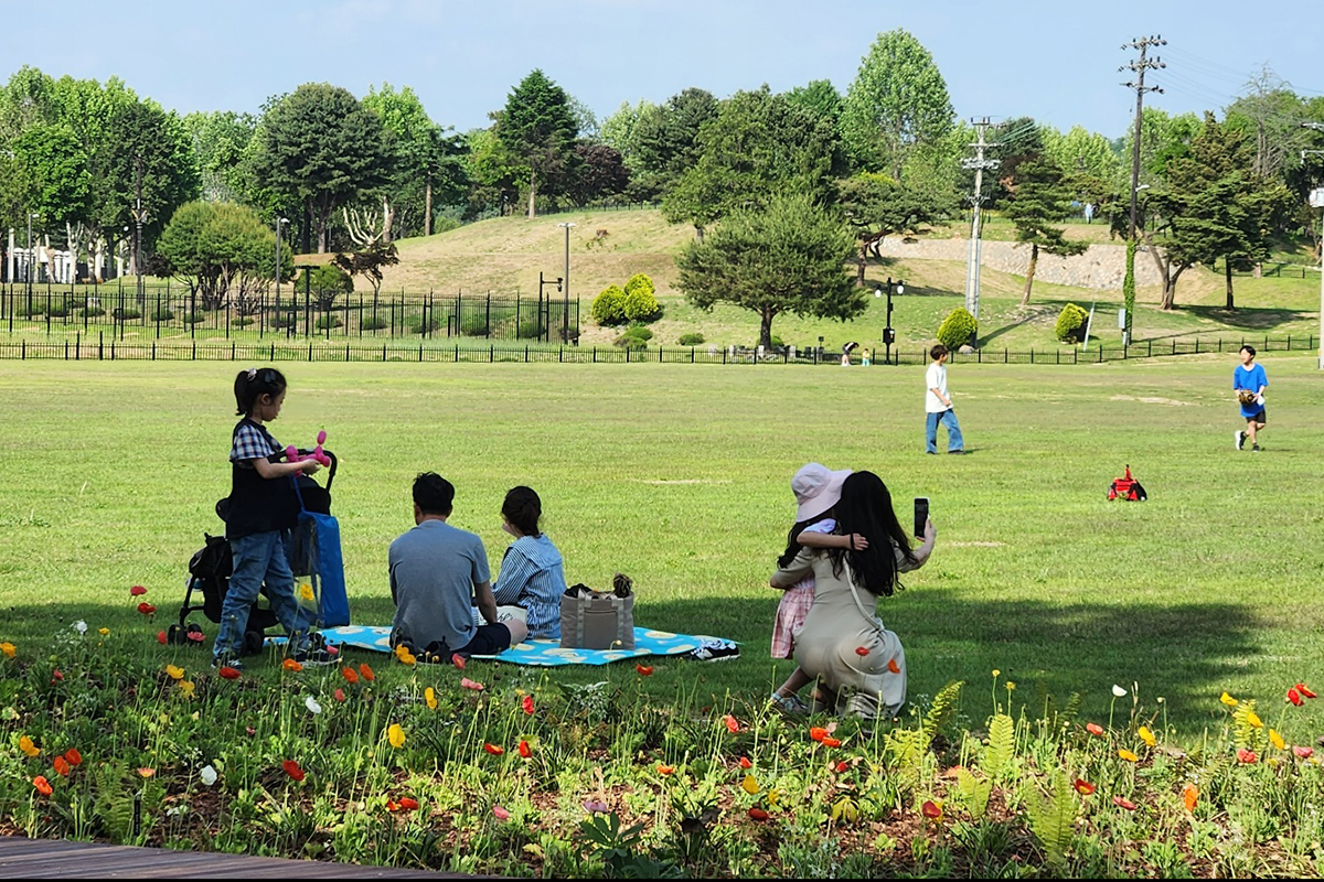 (Yongsan Children’s Garden)