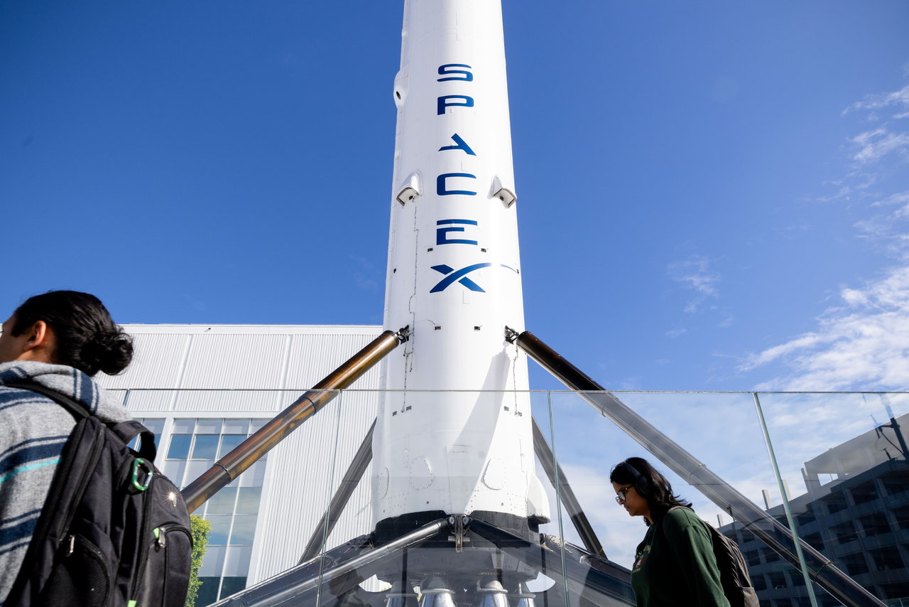 A SpaceX Falcon 9 reusable rocket booster on display outside the company's facilities in Hawthorne, California, US, on April 13. (Bloomberg)