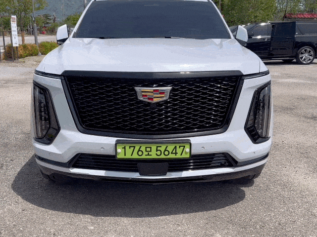The New Cadillac Escalade SUV (Byun Hye-jin/The Korea Herald)