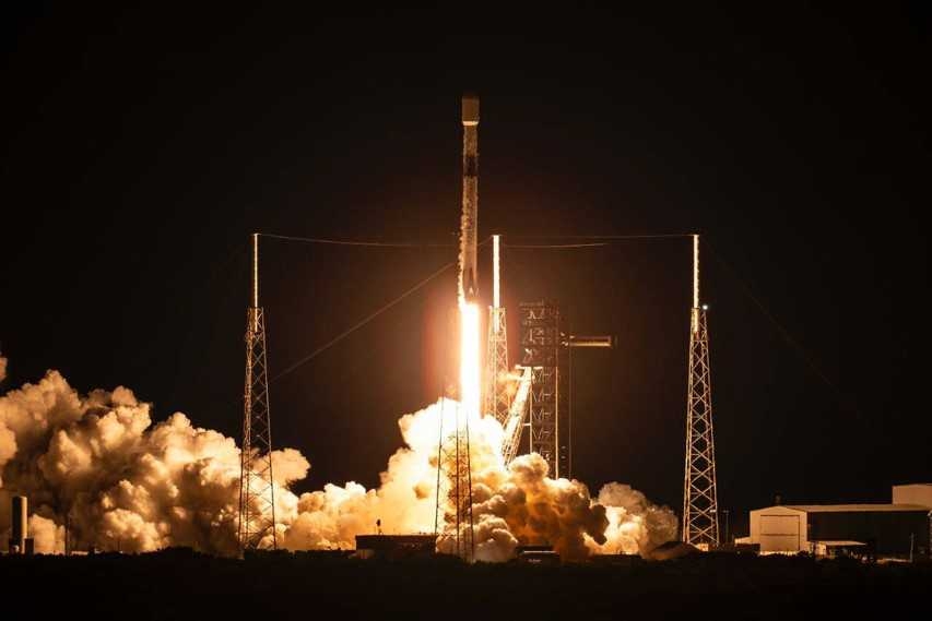 A SpaceX Falcon 9 rocket carrying Korea’s fifth reconnaissance satellite launches from Cape Canaveral Space Force Station in Florida on Nov. 2, 2025. (SpaceX)