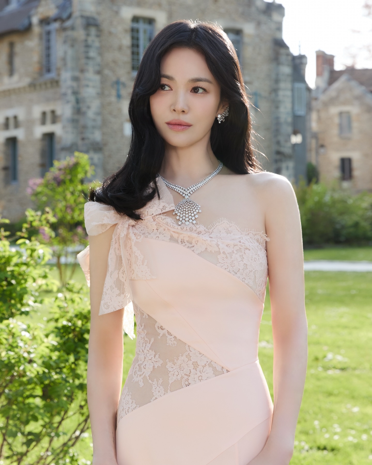 사진=송혜교 채널