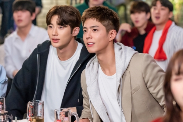 "Record of Youth," starring Byeon Woo-seok (left) and Park Bo-gum (tvN)