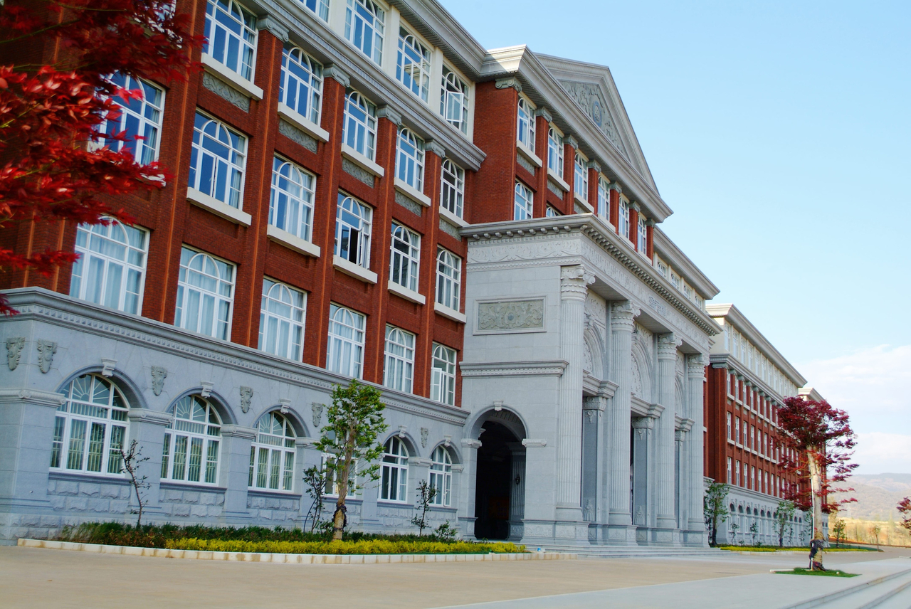A campus college building. This image is not directly related to the story. (123rf)