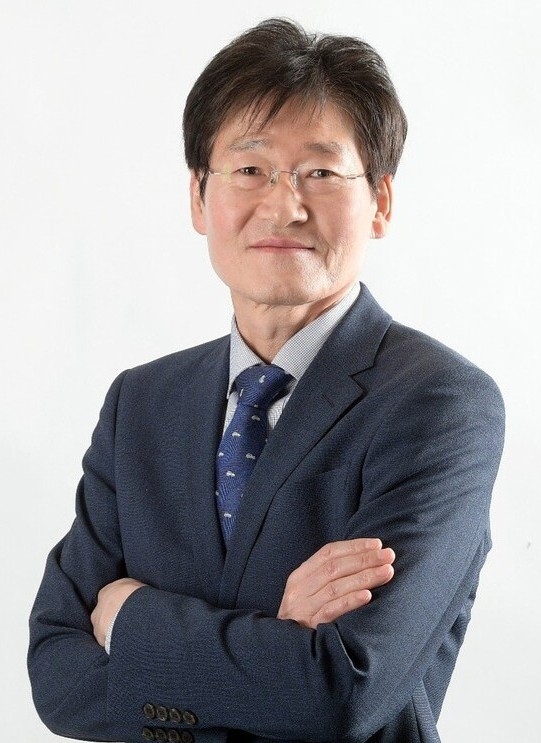 대한하키협회는 4월29일 제32대 회장 보궐선거를 열어 변재운 한국문화예술체육진흥회 이사장을 신임회장으로 선출했다.