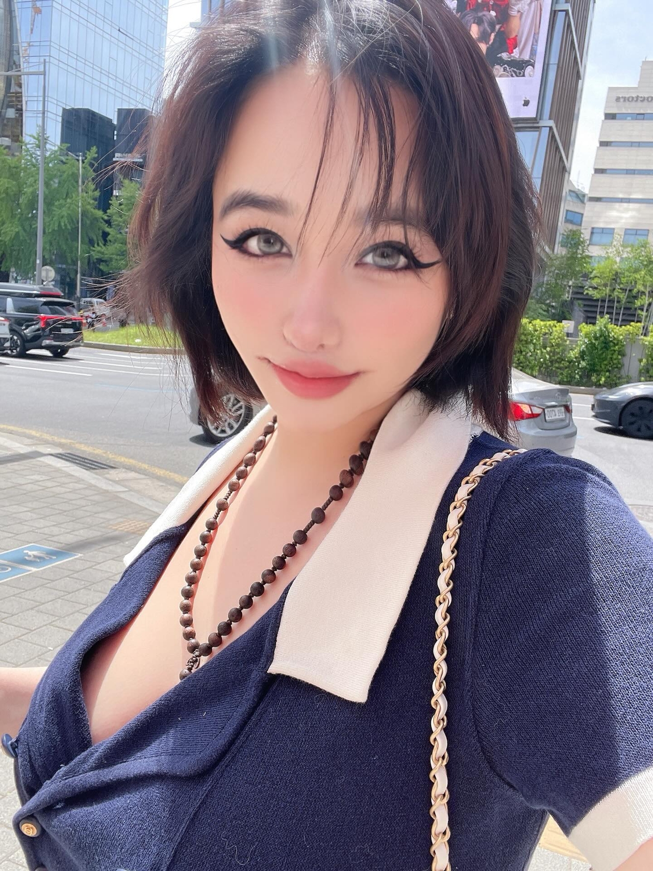 박봄 채널