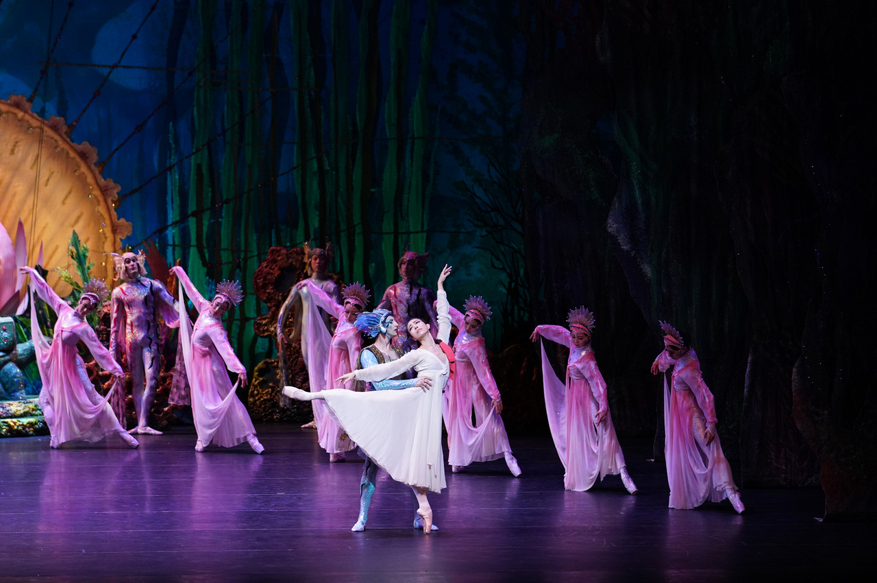Universal Ballet's "Shim Chung" (Universal Ballet)