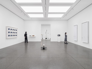 Nam June Paik, Takis reunited in resonant 'Duett' at White Cube Seoul
