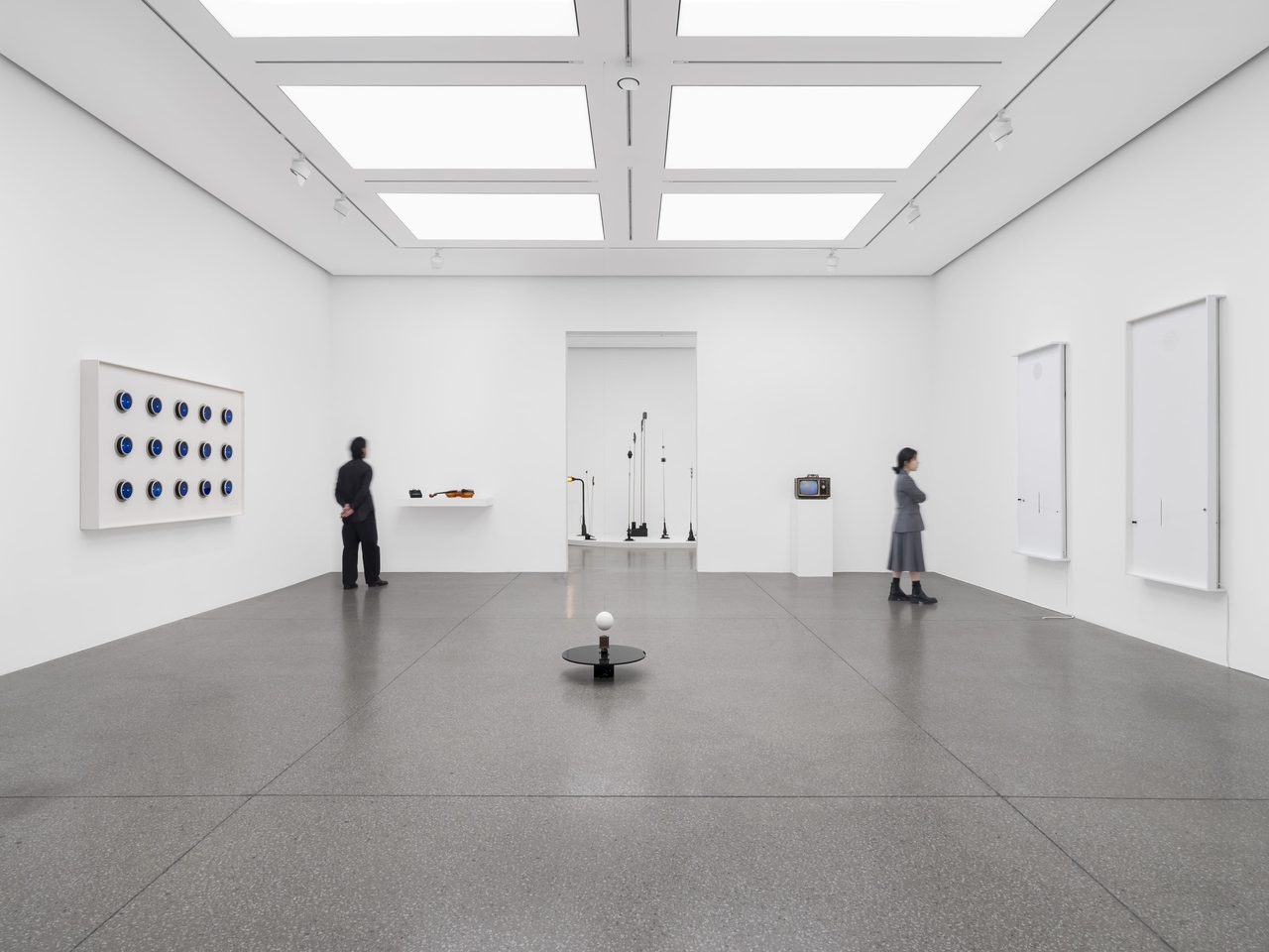 “Duett: Takis and Nam June Paik" at White Cube Seoul (White Cube Seoul)