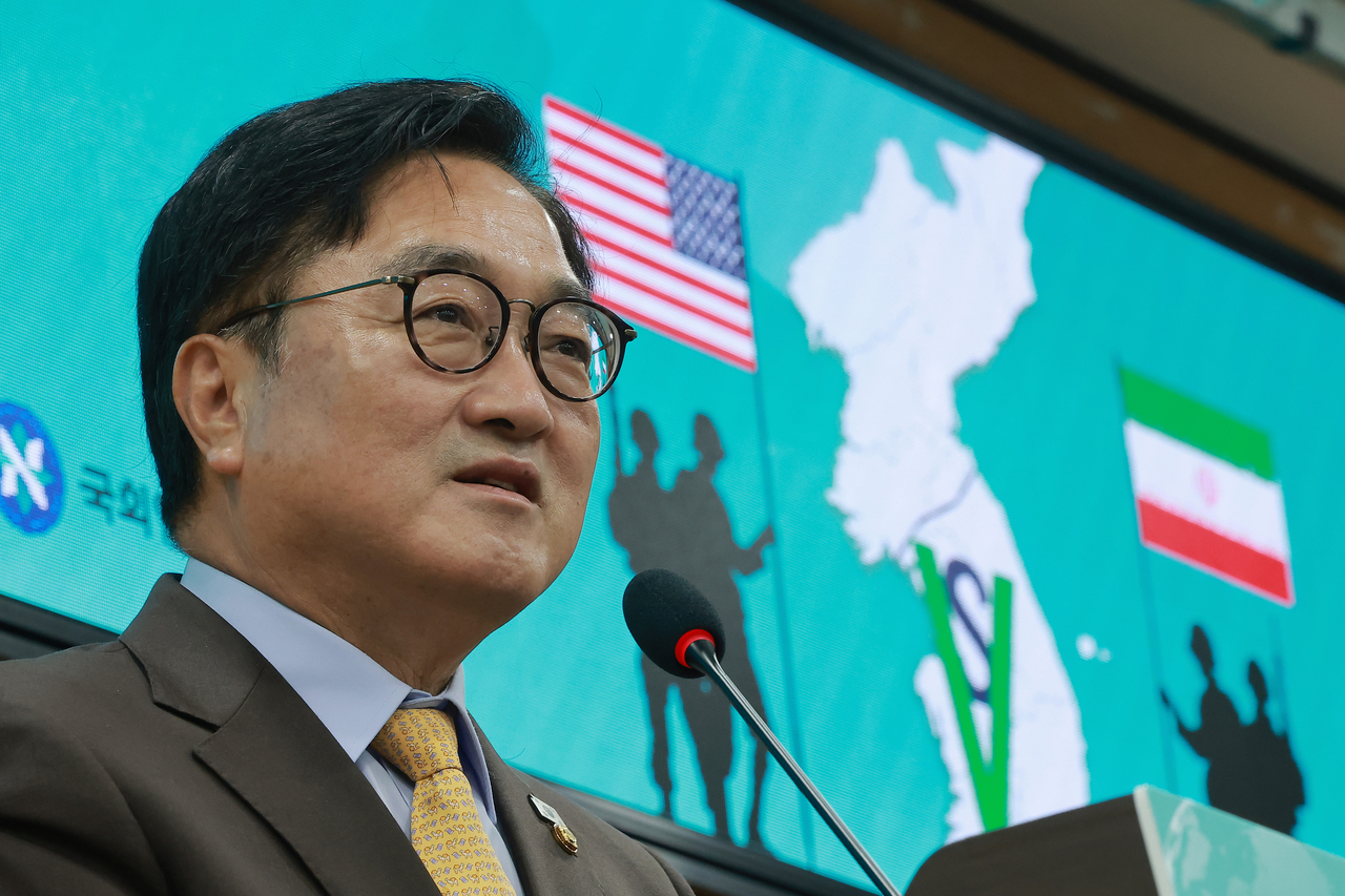 National Assembly Speaker Rep. Woo Won-shik speaks during a forum hosted by the advisory council on peace and diplomacy at the National Assembly on Wednesday. (Yonhap)