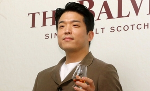 사과 1시간 만에 야식 영상 올린 안성재…“멘탈은 3스타네”