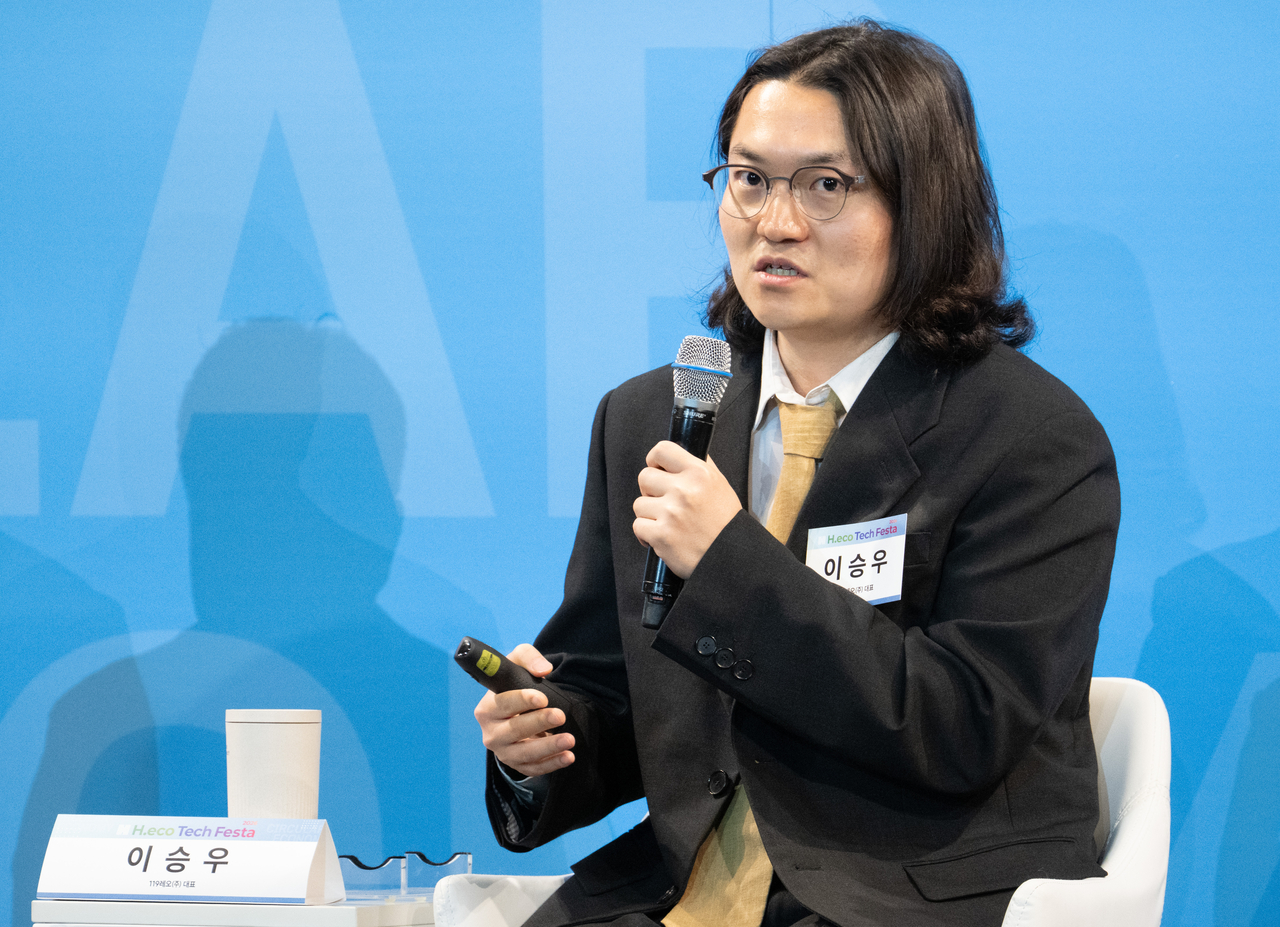 Lee Seung-woo, CEO of 119REO, takes part in a discussion on the theme “Sustainable Ideas Entering the Global Market” during H.eco Tech Festa 2026 held at Yonsei University in Seodaemun-gu, Seoul, Thursday. (Yoon Chang-bin/The Korea Herald)