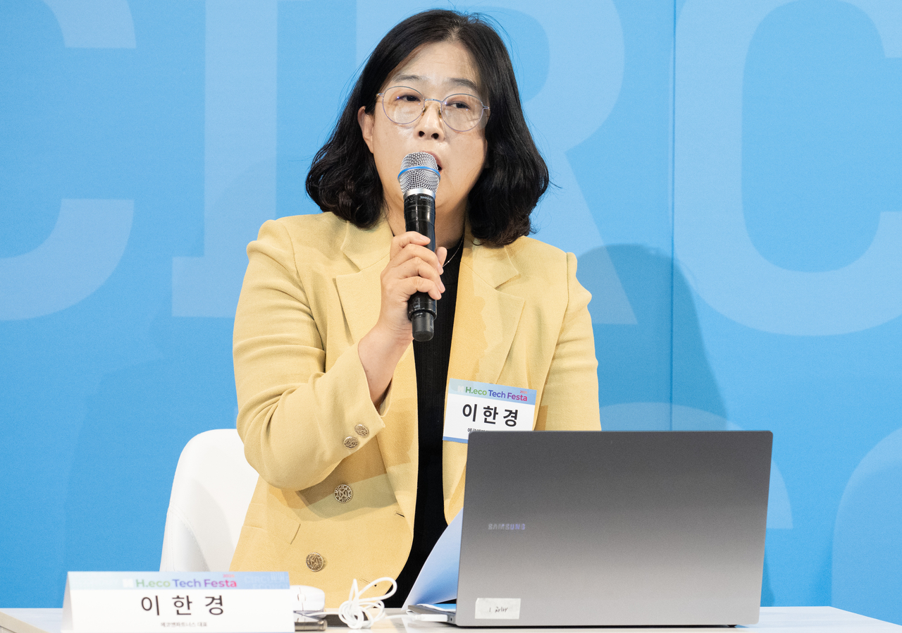 Lee Han-kyung, CEO of Eco&Partners, takes part in a discussion on the theme “Sustainable Ideas Entering the Global Market” during H.eco Tech Festa 2026 at Yonsei University in Seodaemun-gu, Seoul, Thursday. (Yoon Chang-bin/ The Korea Herald)