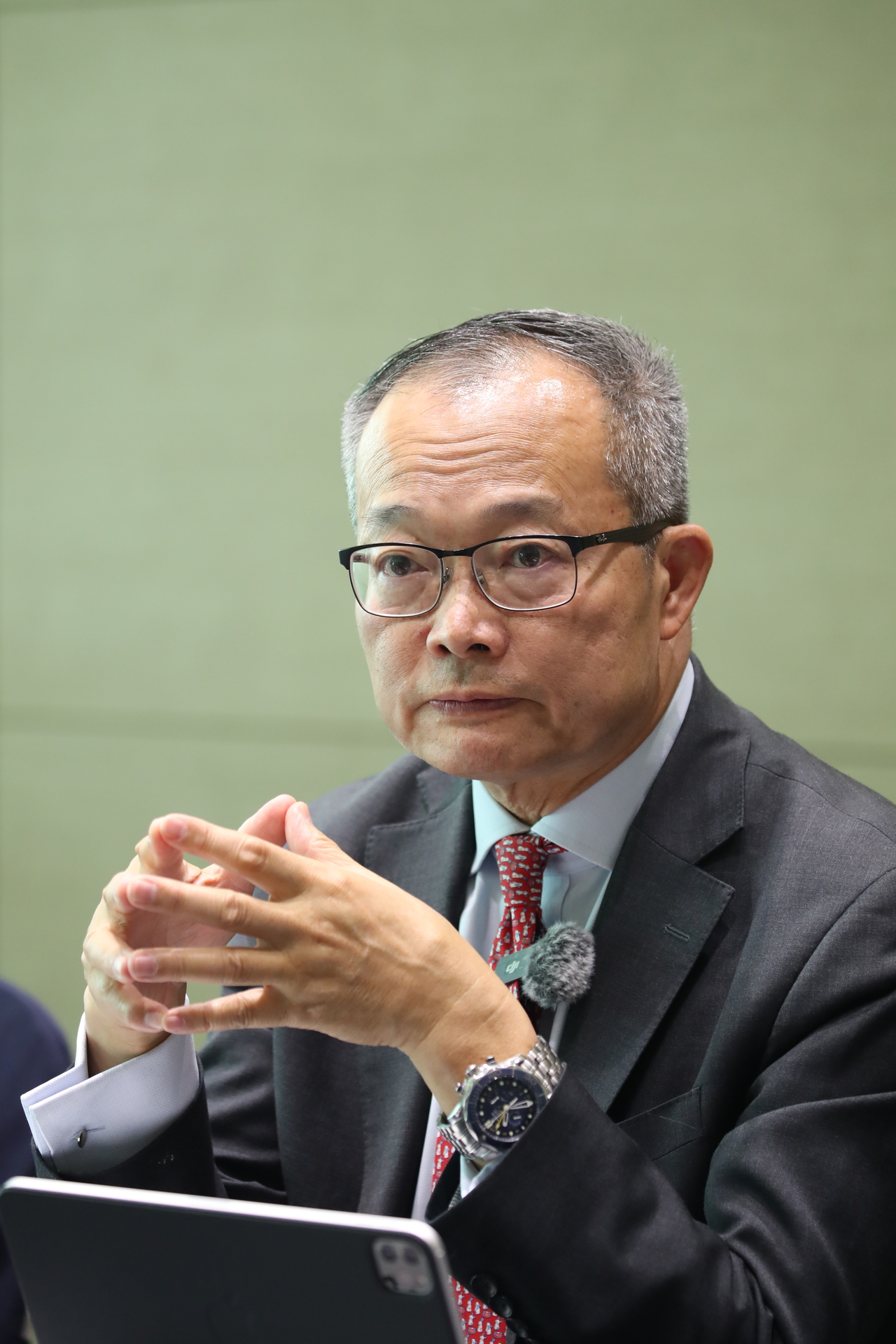 Guangzhe Chen, World Bank vice president for planet, speaks during an interview with The Korea Herald on the sidelines of the 15th Korea Green Innovation Days in Sejong, Friday. (World Bank Group)