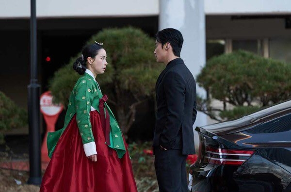 "My Royal Nemesis," starring Lim Ji-yeon (left) and Heo Nam-jun (SBS)