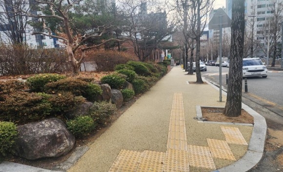 범일중 주변 통학로 정비공사 후 모습.[대구 수성구 제공]