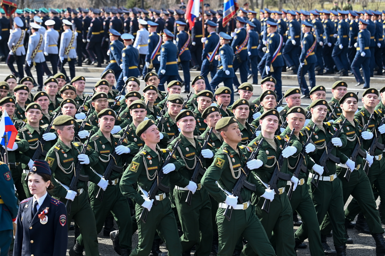 A Victory Day military parade takes place in Moscow, Saturday. (Tass-Yonhap)