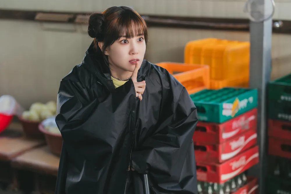 Park Eun-bin stars in "The Wonderfools." (Netflix)