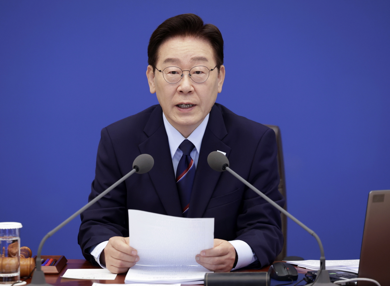 President Lee Jae Myung speaks during a Cabinet meeting at Cheong Wa Dae in Seoul on Tuesday. (Yonhap)