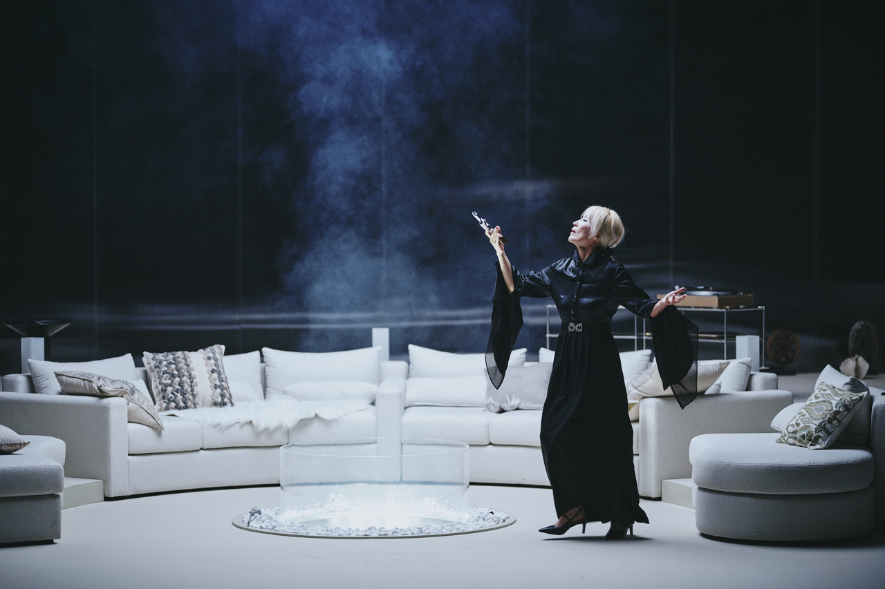 Lee Hye-young in "Hedda Gabler" (Arts House Group)
