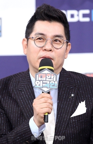 헤럴드경제 보도에 사용된 김용만 관련 이미지