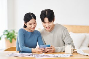 청년미래적금 2년 이상 가입, 누적 800만원 이상 납입하면 신용점수 최대 10점 가점